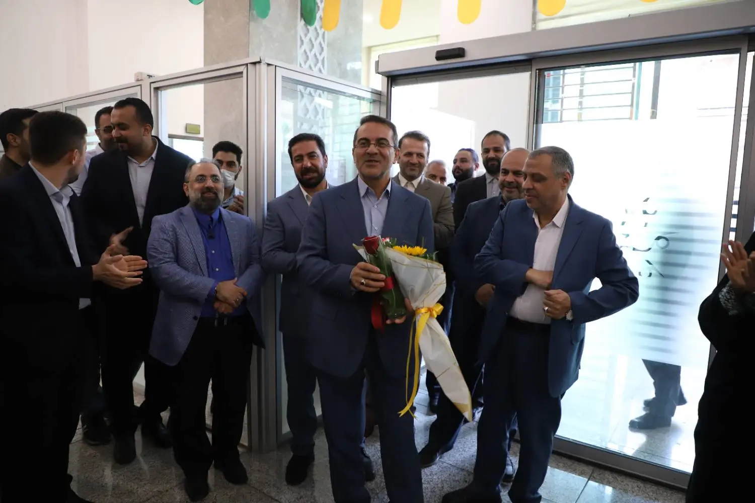 علاءالدین رفیع زاده رییس سازمان اداری و استخدامی کشور در اولین روز کاری 4 علاءالدین رفیع زاده رییس سازمان اداری و استخدامی کشور در اولین روز کاری